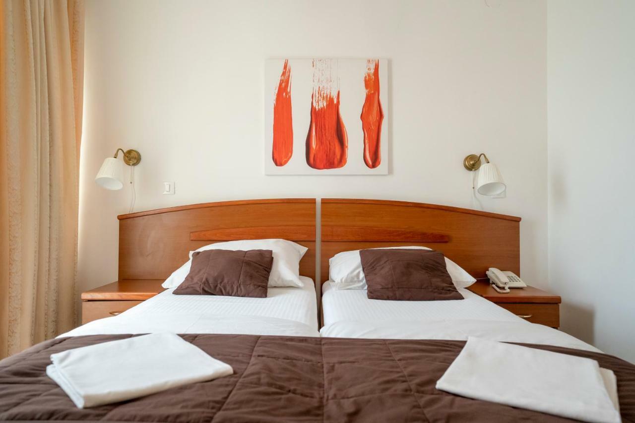 Hotel Hygge Биоград на Мору Екстериор снимка
